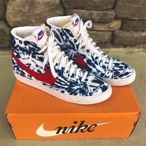 Nike Blazer mid 77’ Tie Dye Size 11
